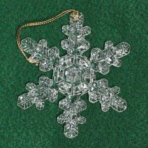 Set of 12 or 1 Dozen Clear Acrylic Snowflake Ornaments With Gold Tone String